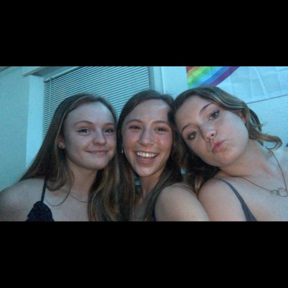 Meet your Posher, Abby